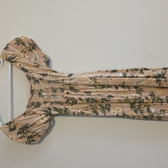 BILLABONG DRESS - Picture 4 of 7